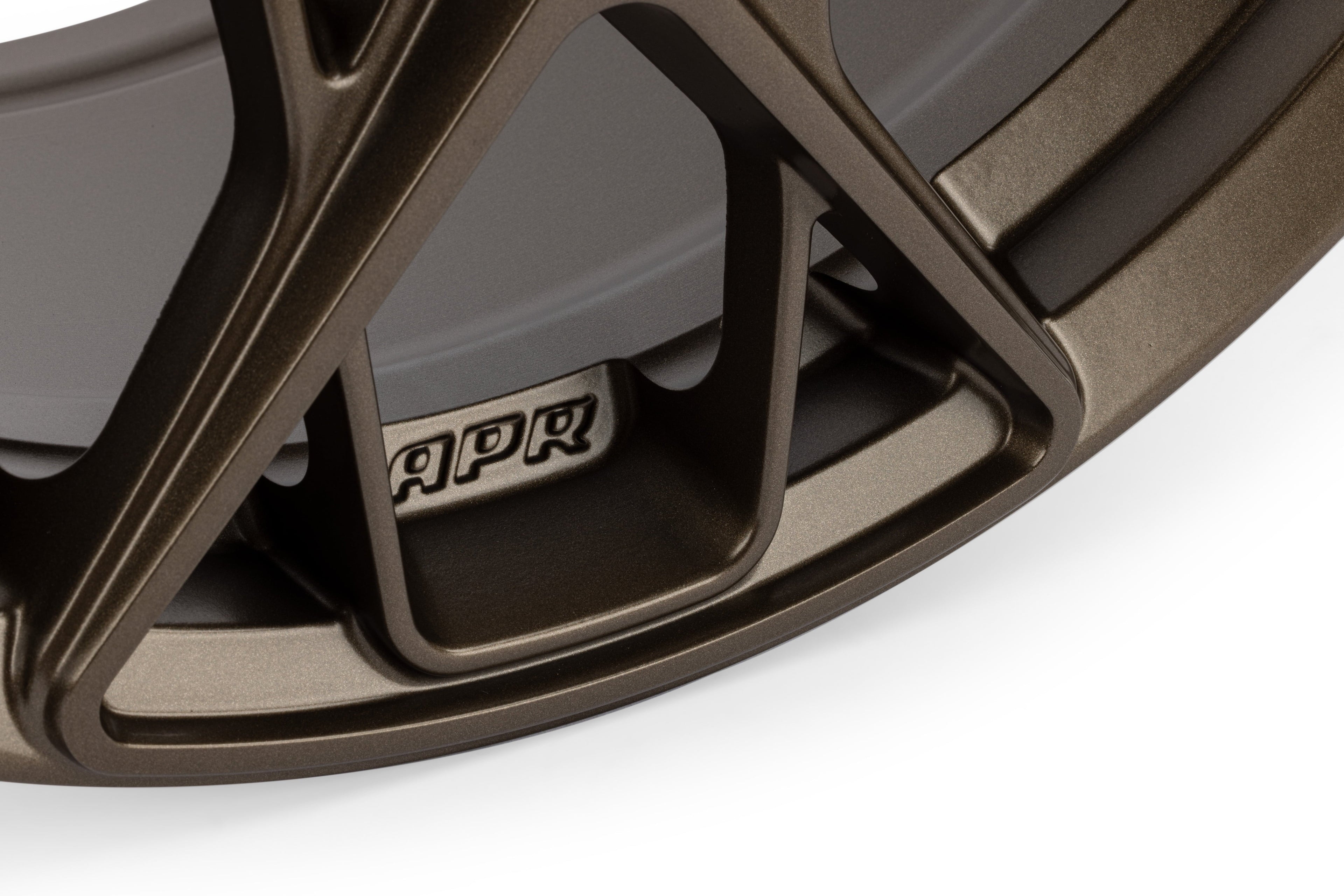 APR WHL00041 A02 Flow Formed Wheel 20x9.0 - ET37 - 5x112 - Bronze