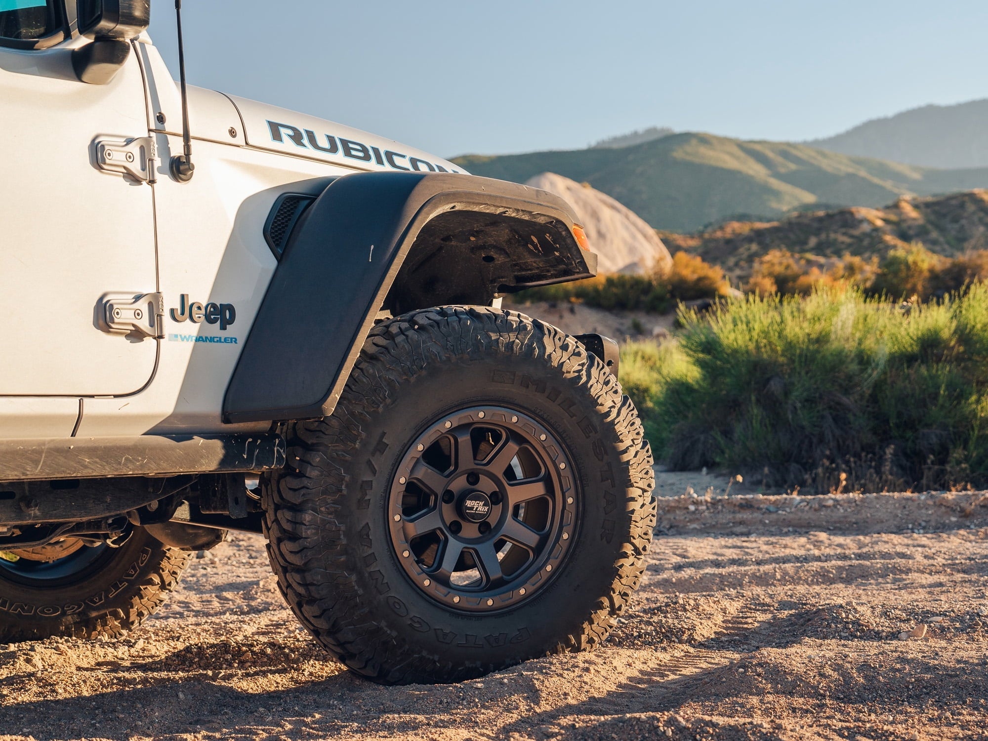 RockTrix RT116 17 inch Wheel Compatible with Jeep Wrangler JK JL 17x9 5x5 Wheels (-12mm Offset, 4.5in Backspace) 5x5 PCD, 71.5mm Bore, Gunmetal Gray Wheels, Also fits Gladiator JT Rims