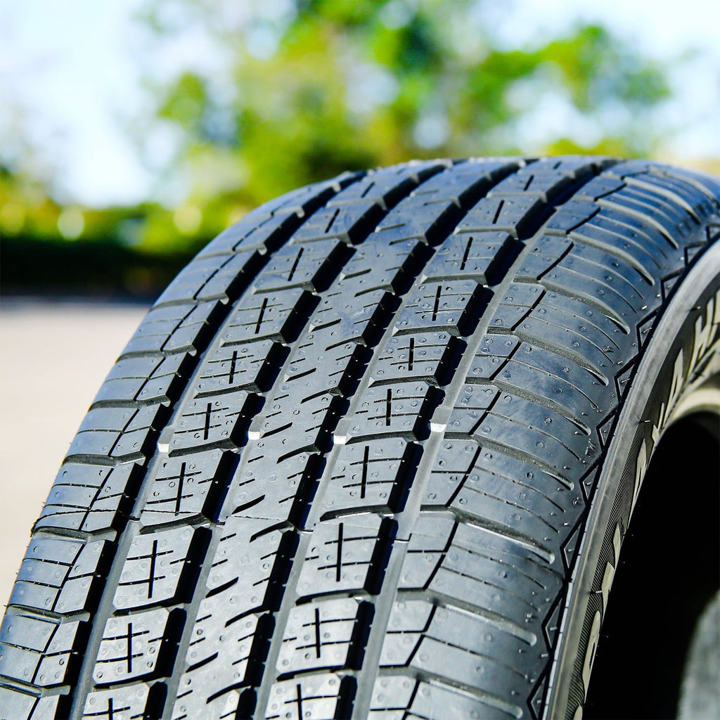 Set of 4 Evoluxx Capricorn 4X4 HP 235/70R16 106H Performance a/s All Season Tires