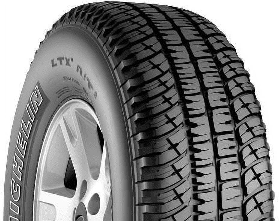 Michelin LTX A/T2 235/85R16 120 R Tire