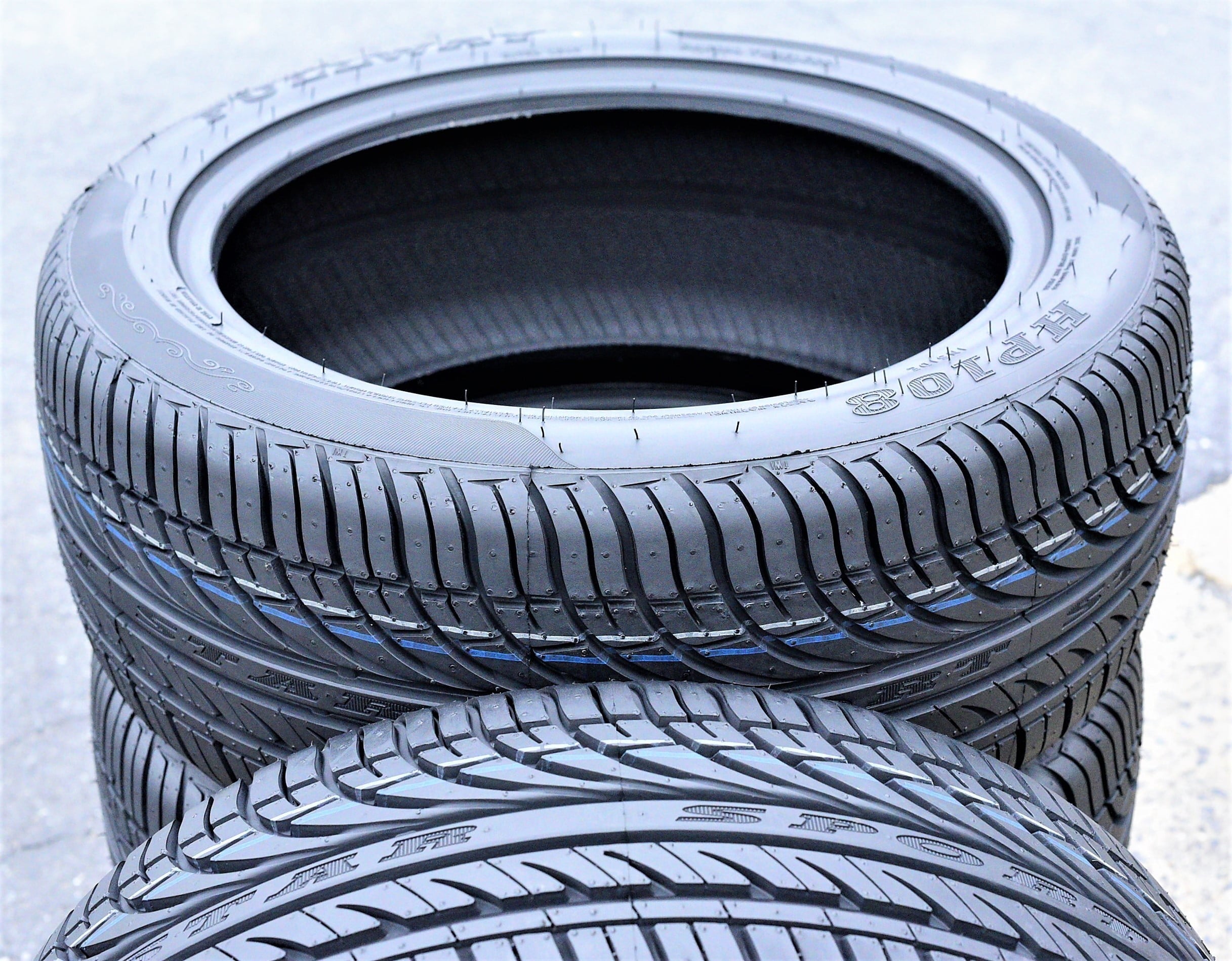 Set of 4 Fullway HP108 205/55R16 91V Performance a/s All Season Tires