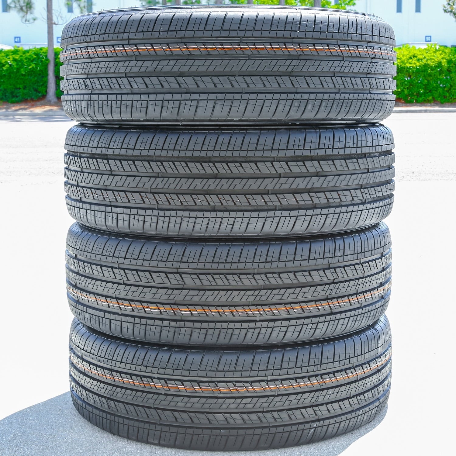 Set of 4 (FOUR) Tires Goodyear Assurance Finesse 225/65R17 102H AS A/S All Season Fits: 2018-23 Chevrolet Equinox LT, 2015-17 Subaru Outback 3.6R Touring
