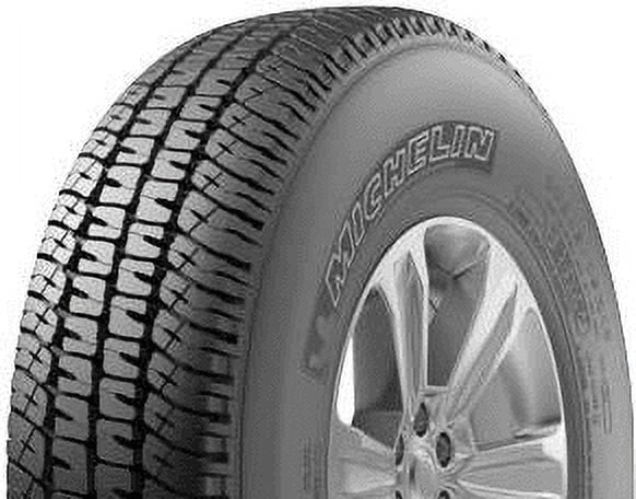 Michelin LTX A/T2 235/85R16 120 R Tire